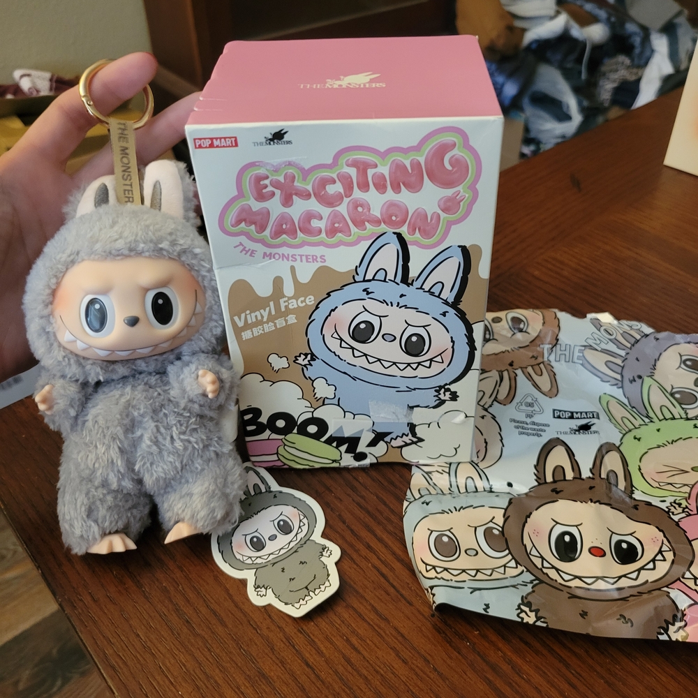 Labubu Sesame Bean Exciting Macaron